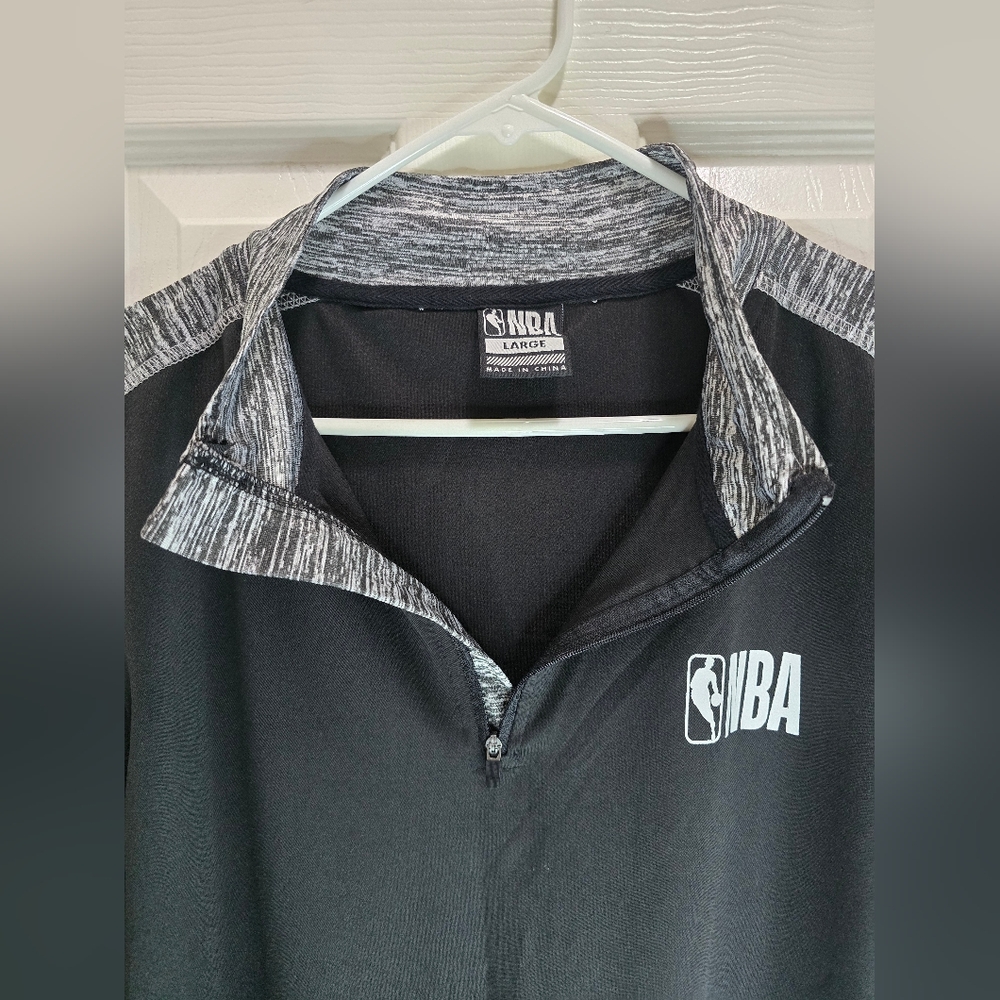 NBA Long Sleeve - Picture 4 of 7